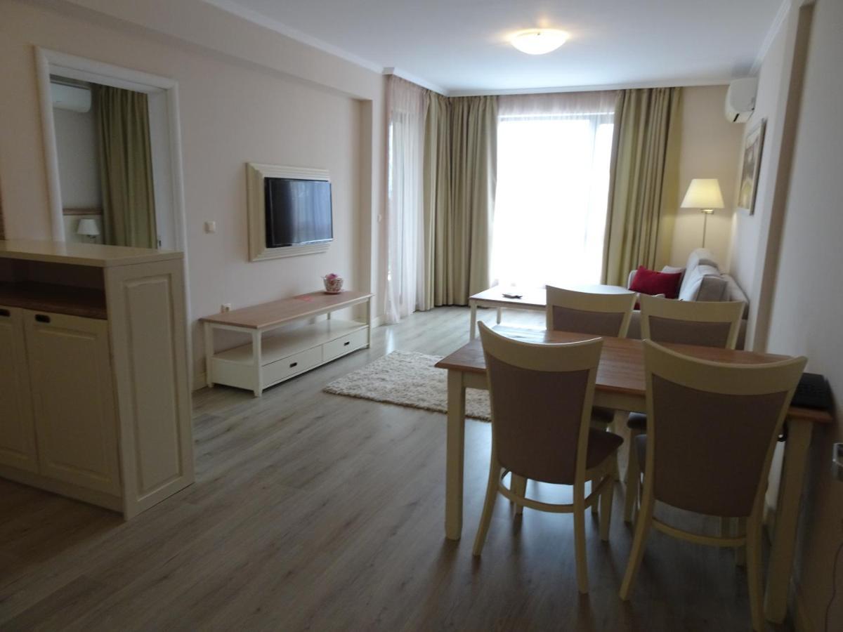 Private Apartments In White Rock Castle Balchik Ngoại thất bức ảnh