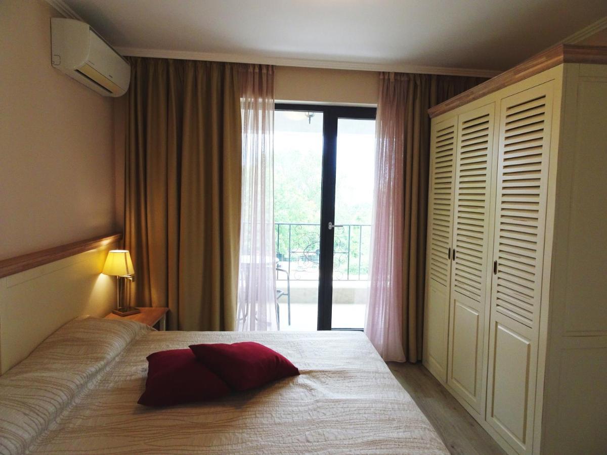 Private Apartments In White Rock Castle Balchik Ngoại thất bức ảnh